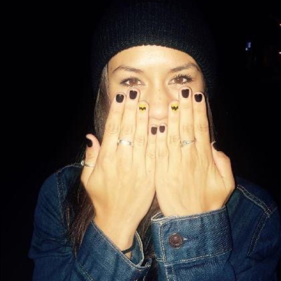 Meet your Posher, Kaelin - Picture 1 of 1